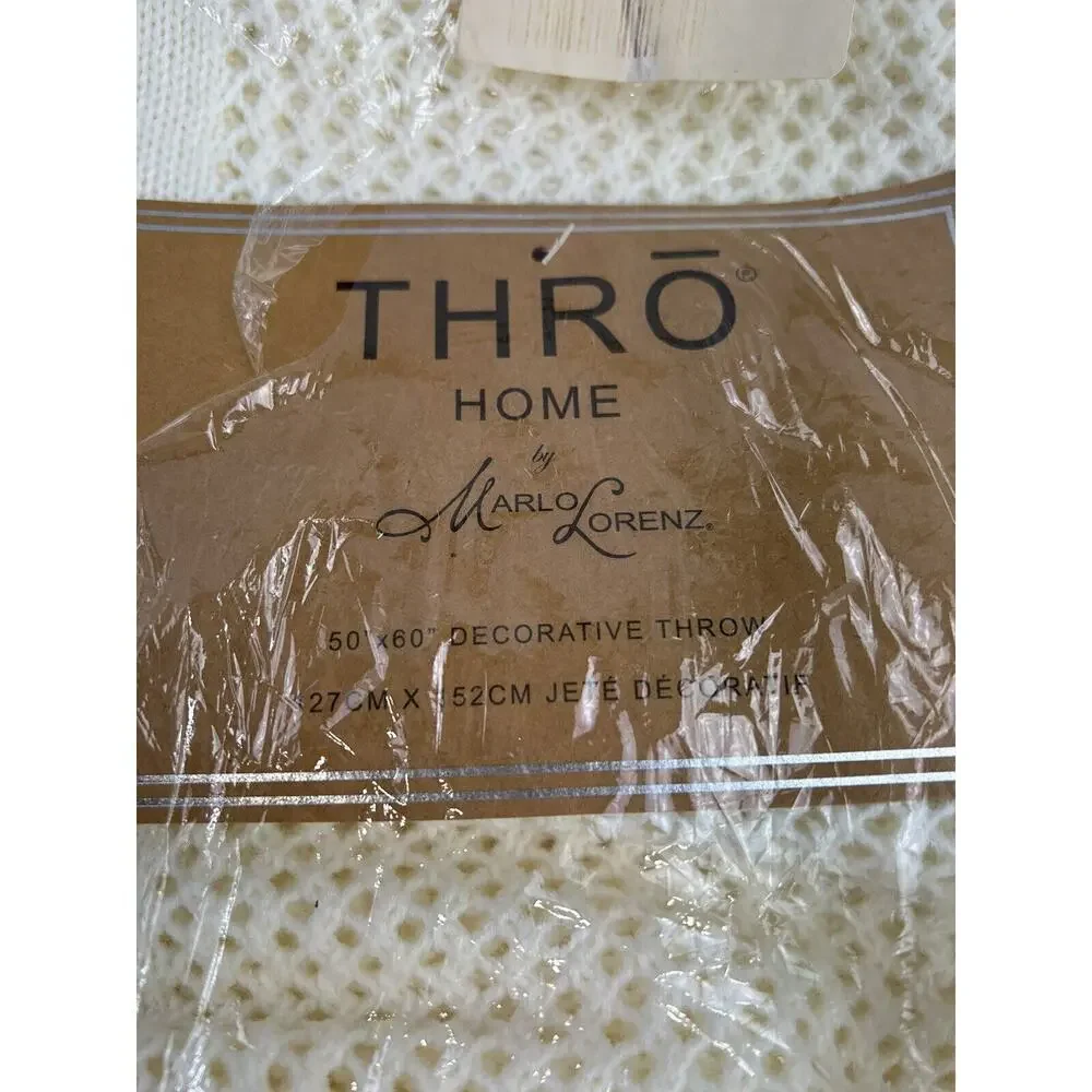 THRO‎ by Marlo Lorenz Cream Knit 60x50